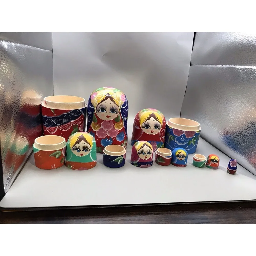 Set Of‎ 7 Russia Like Nesting Dolls 8